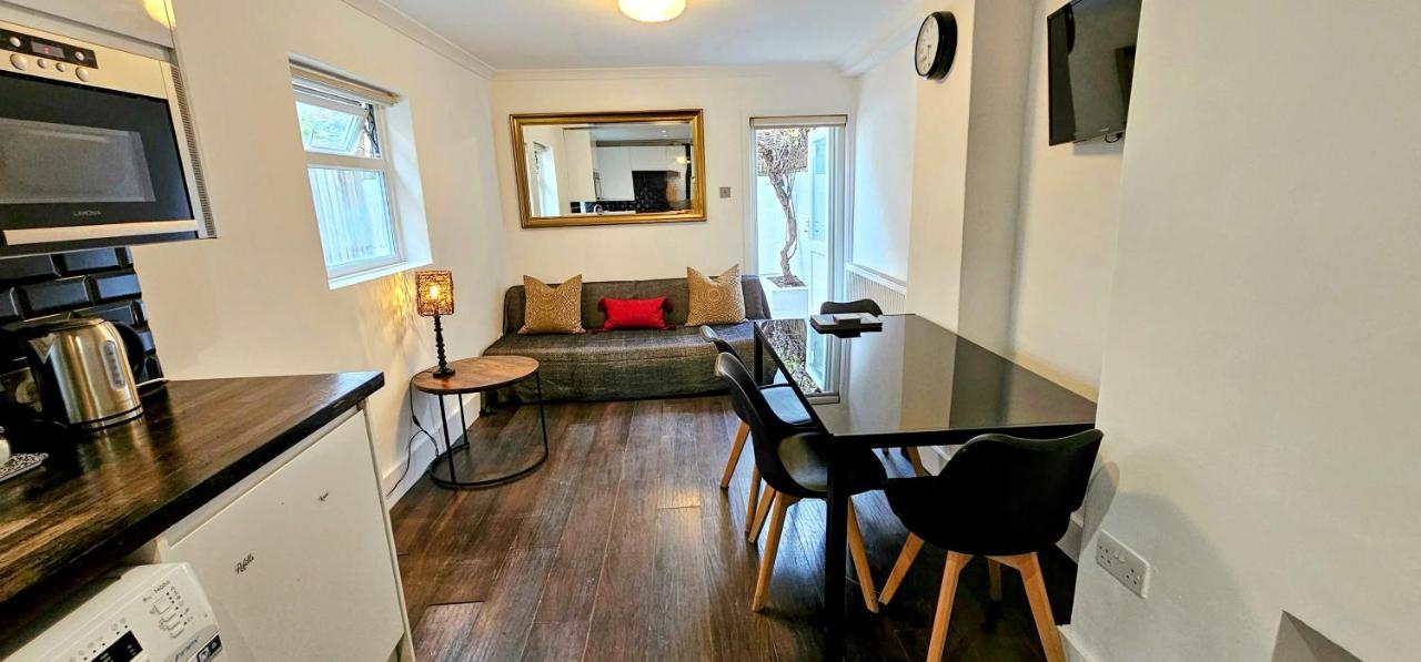 Victorian Property Apartment London Bagian luar foto