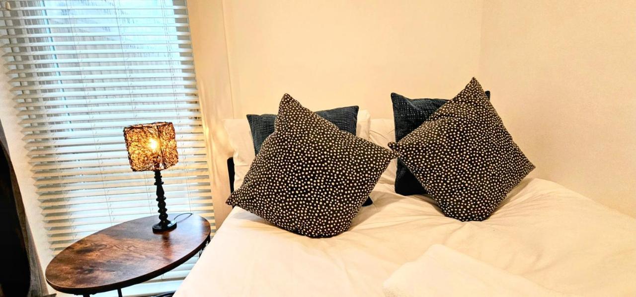 Victorian Property Apartment London Bagian luar foto