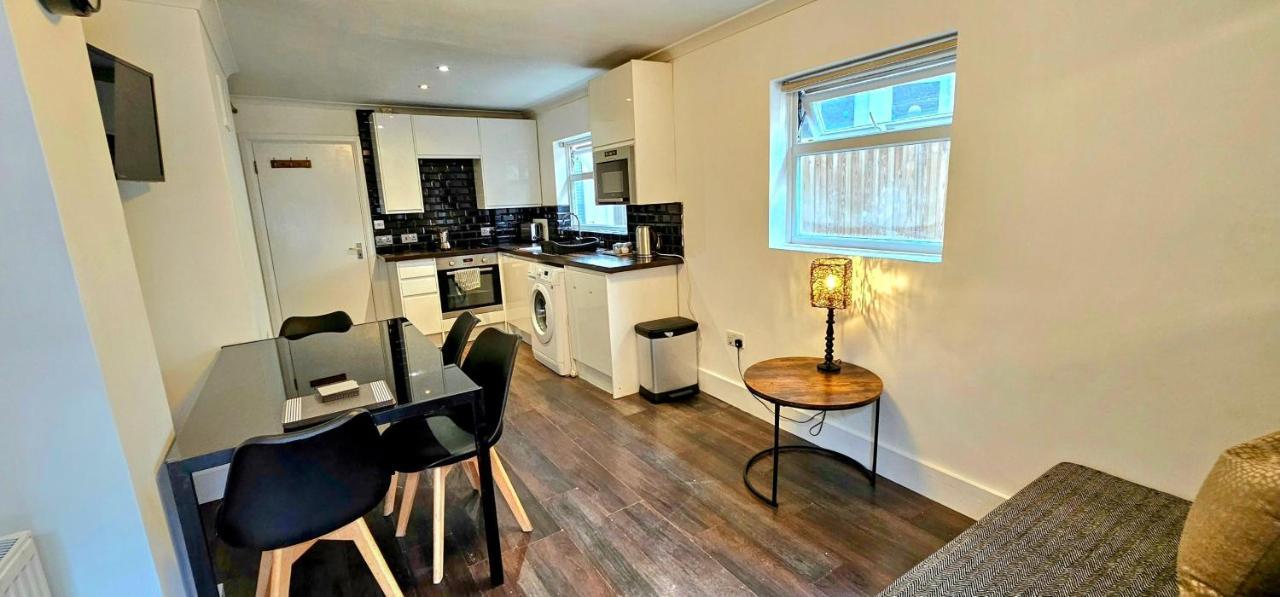Victorian Property Apartment London Bagian luar foto
